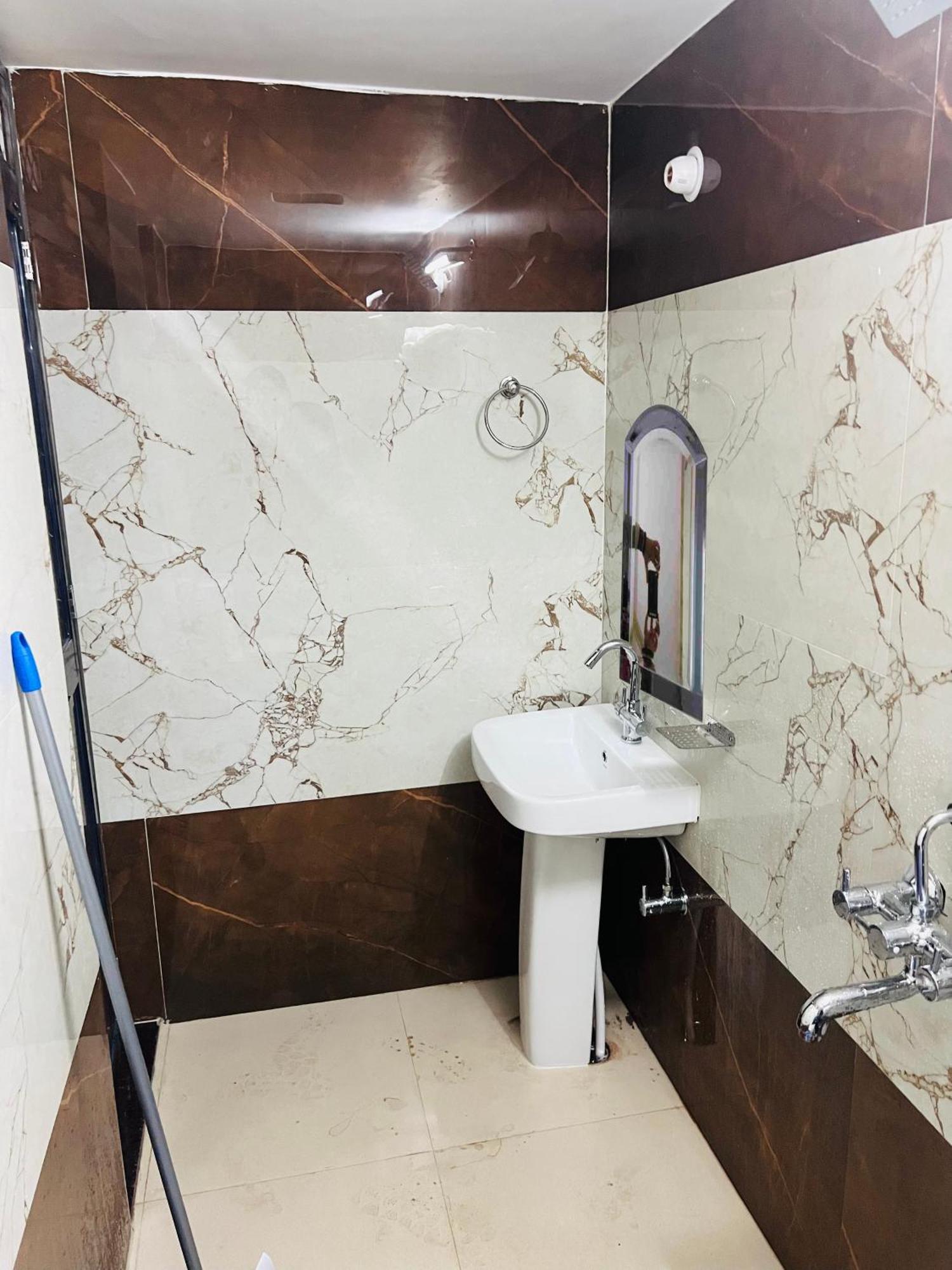 Sg Home Stay Ayodhya Kültér fotó